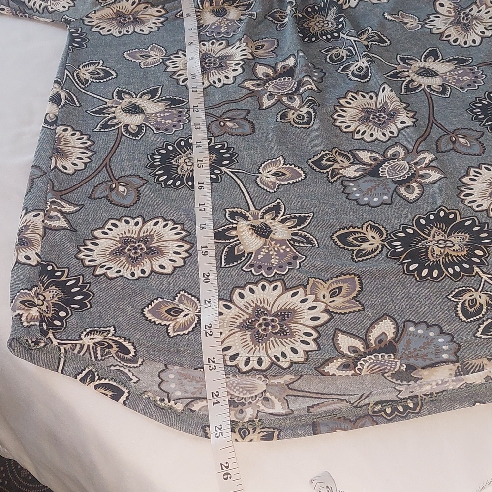 Amiana Blue Pop Out Floral Off-Shoulder Top .Size M - Picture 6 of 8